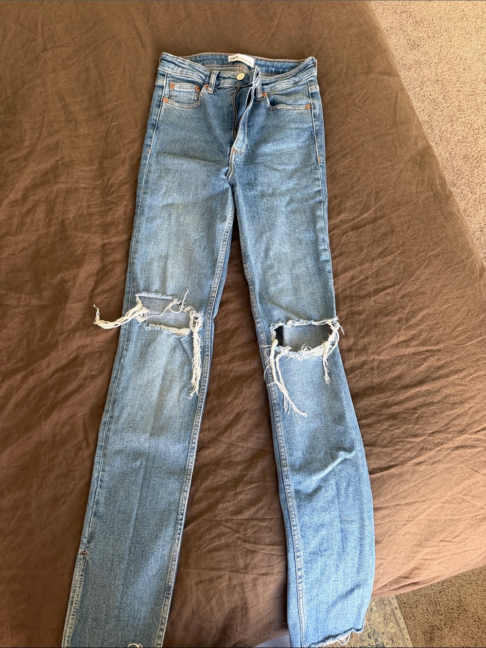 Zara Women's Light Blue Ripped Skinny Jeans